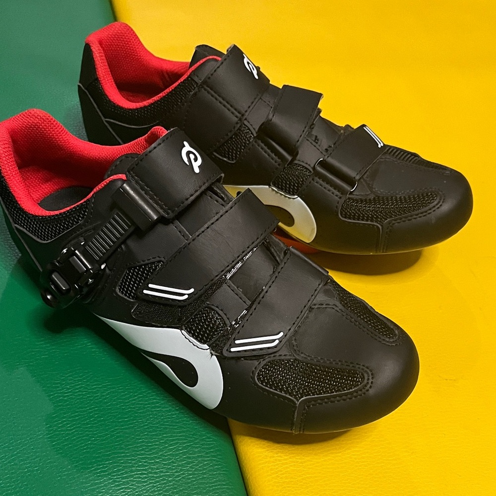 Peloton Black and White Cycling shoes 44 approx men’s 10.5